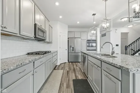 7032 Birchwood Park Court Indianapolis IN 46259