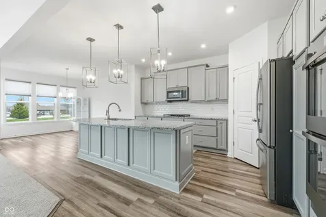 7032 Birchwood Park Court Indianapolis IN 46259