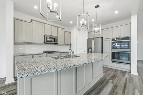7032 Birchwood Park Court Indianapolis IN 46259