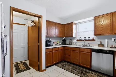 337 Stoneybrook Grove Drive Greenwood IN 46142