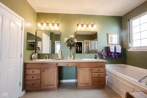 15246 Trebbiano Drive Fishers IN 46037