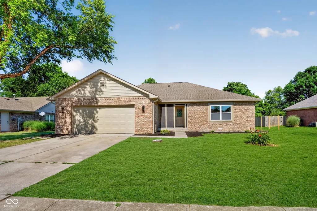4213 S Amber Court New Palestine IN 46163