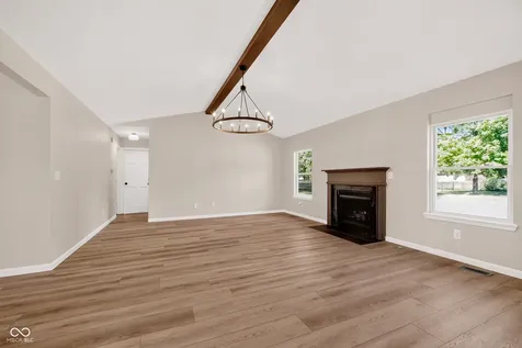 4213 S Amber Court New Palestine IN 46163