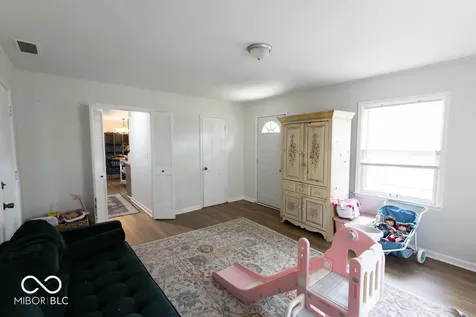 2427 Shady Lane Anderson IN 46011