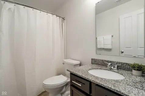 9556 Oakley Drive Indianapolis IN 46260