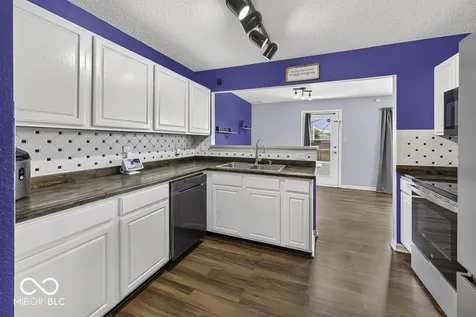 529 Overland Drive Greenwood IN 46143
