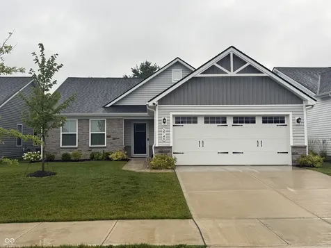 2748 Green Valley Drive Lebanon IN 46052