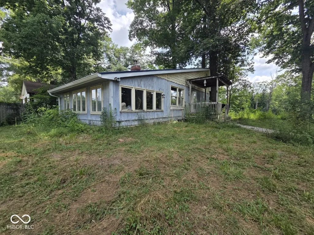 7865 N 330 W Columbus IN 47201