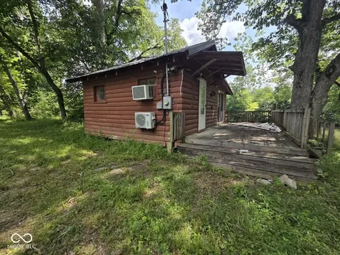 7865 N 330 W Columbus IN 47201