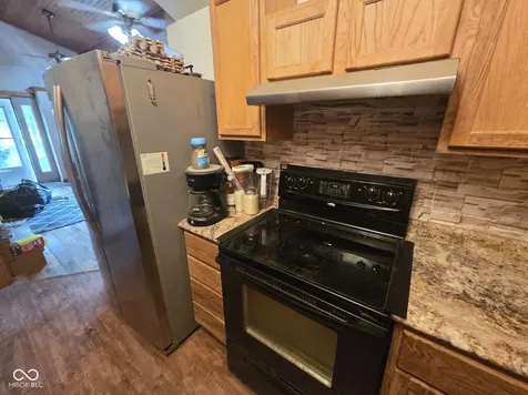 7865 N 330 W Columbus IN 47201