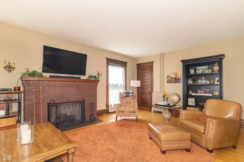 403 E North Street Greenfield IN 46140