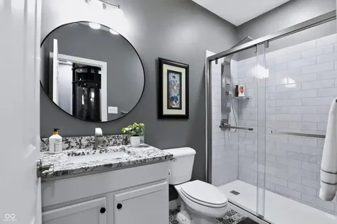 200 Manchester Drive Zionsville IN 46077