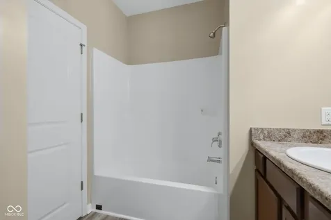 15270 Atkinson Noblesville IN 46060
