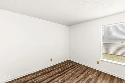 6647 Everbloom Lane Indianapolis IN 46217