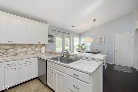 8469 Manship Drive Fishers IN 46038