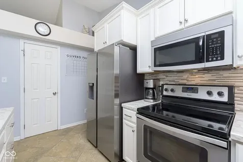 8469 Manship Drive Fishers IN 46038