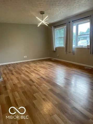 340 W Edgewood Avenue Indianapolis IN 46217