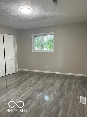 340 W Edgewood Avenue Indianapolis IN 46217