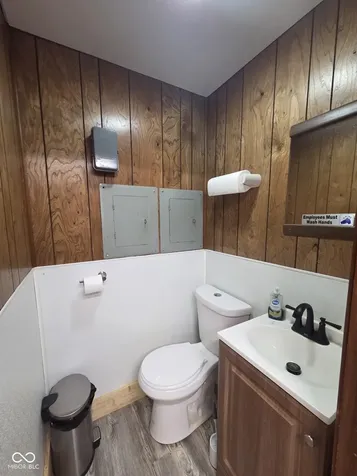6595 N State Highway 7 Scipio IN 47273