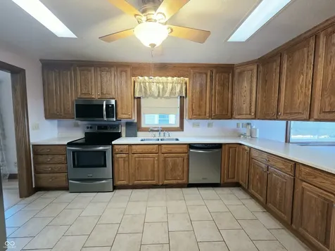 1018 S West Street Shelbyville IN 46176