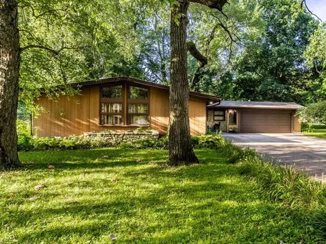 885 E 83rd Street Indianapolis IN 46240