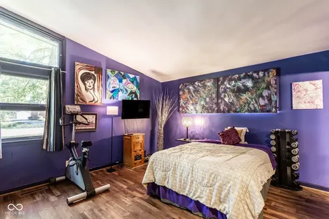 885 E 83rd Street Indianapolis IN 46240