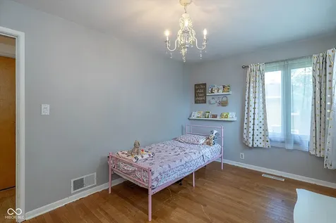 16 E North Street New Palestine IN 46163