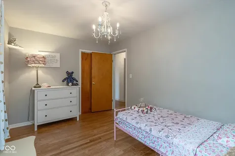 16 E North Street New Palestine IN 46163
