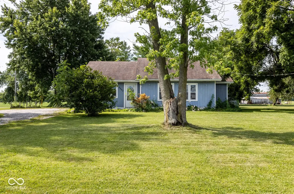 5503 W 300 N Greenfield IN 46140