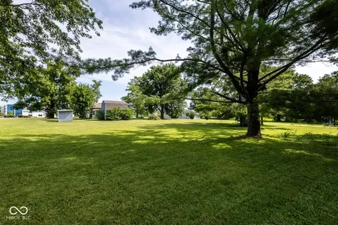 5503 W 300 N Greenfield IN 46140