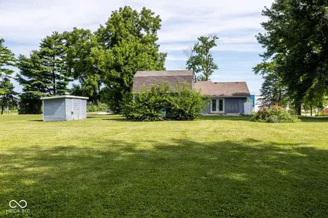 5503 W 300 N Greenfield IN 46140