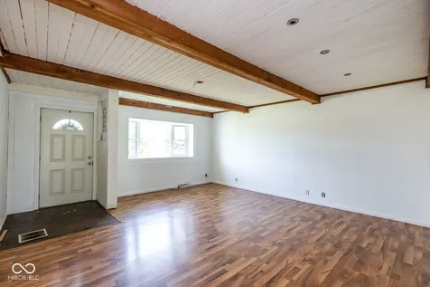 5503 W 300 N Greenfield IN 46140