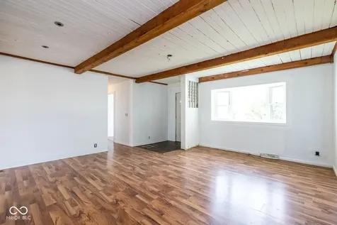5503 W 300 N Greenfield IN 46140
