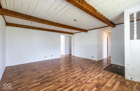 5503 W 300 N Greenfield IN 46140