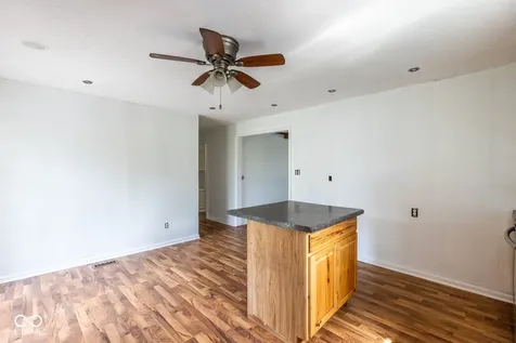 5503 W 300 N Greenfield IN 46140