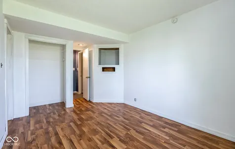 5503 W 300 N Greenfield IN 46140