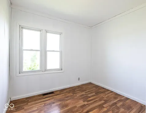 5503 W 300 N Greenfield IN 46140