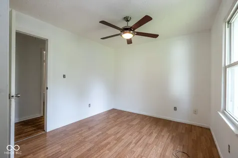 5503 W 300 N Greenfield IN 46140