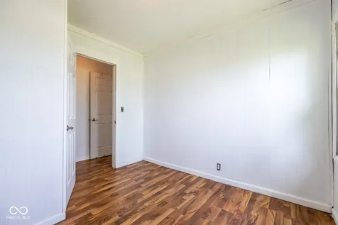 5503 W 300 N Greenfield IN 46140