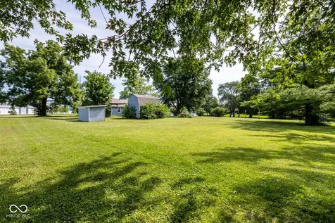 5503 W 300 N Greenfield IN 46140