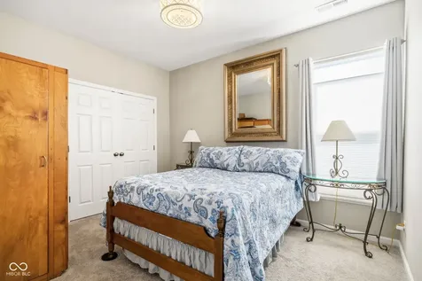 4166 Homestead Drive Whitestown IN 46075