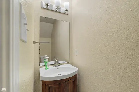 10179 Holly Berry Circle Fishers IN 46038