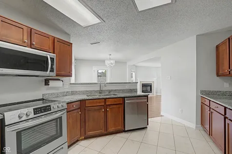 10179 Holly Berry Circle Fishers IN 46038