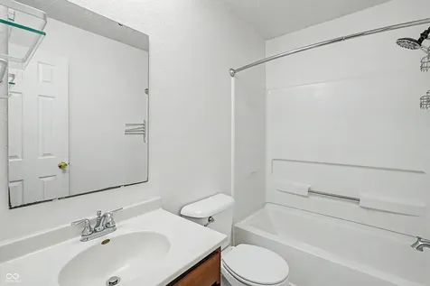 10179 Holly Berry Circle Fishers IN 46038