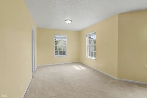 10179 Holly Berry Circle Fishers IN 46038