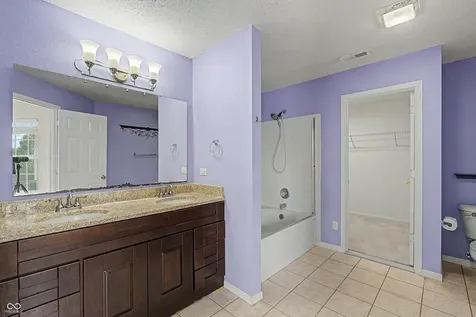10179 Holly Berry Circle Fishers IN 46038