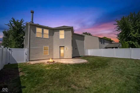 10179 Holly Berry Circle Fishers IN 46038