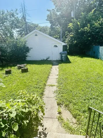 924 N Denny Street Indianapolis IN 46201