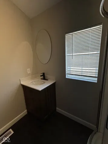 811 W 25th Indianapolis IN 46208