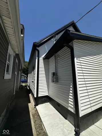 811 W 25th Indianapolis IN 46208